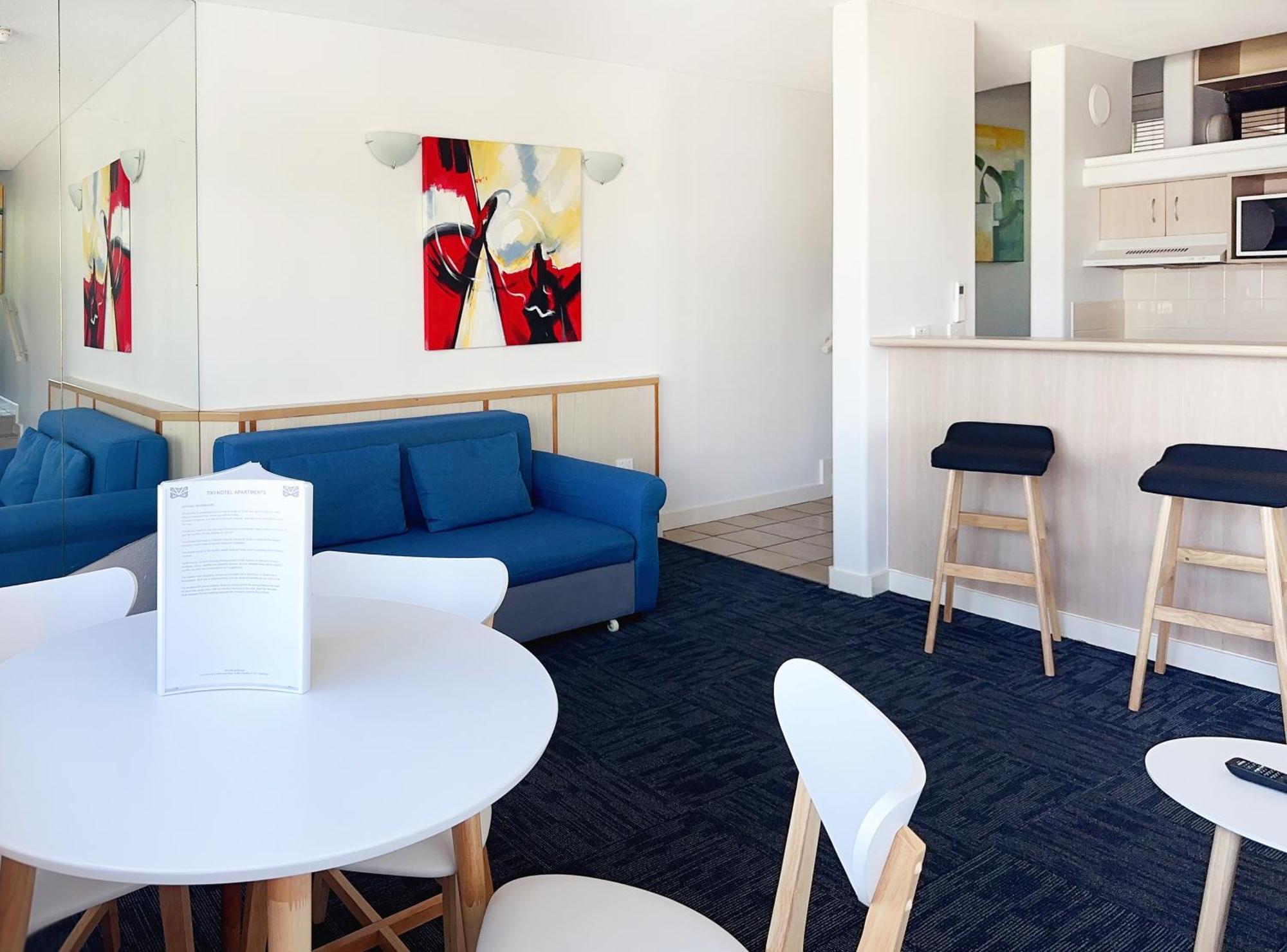 Tiki Hotel Apartments Surfers Paradise Голд-Кост Экстерьер фото